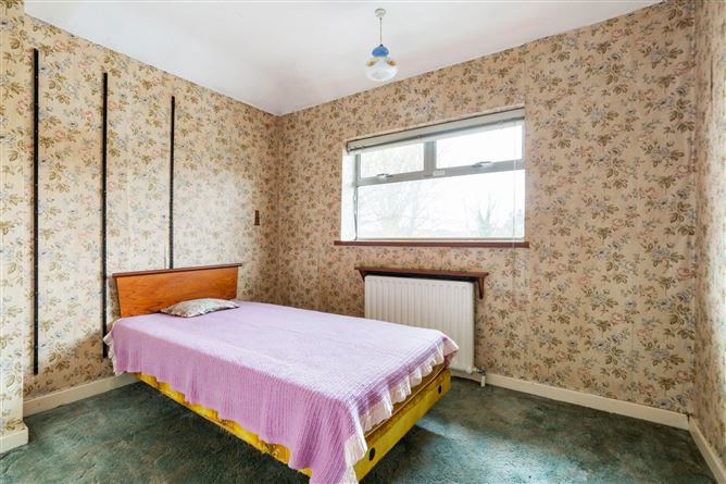 10 Glenomena Grove, Booterstown, Co. Dublin