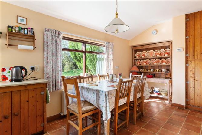 13 Ardglassan Cottages, Crossakiel, Kells, Meath