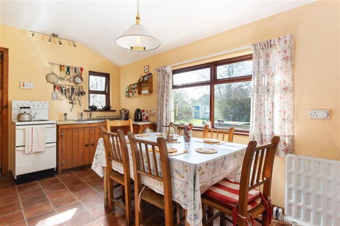 13 Ardglassan Cottages, Crossakiel, Kells, Meath