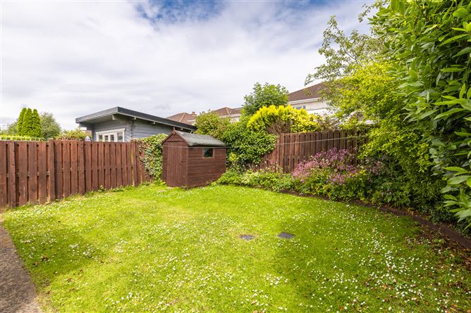 27 Woodstown Lane, Knocklyon, Dublin 16