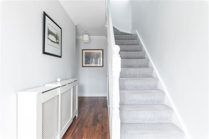 27 Woodstown Lane, Knocklyon, Dublin 16