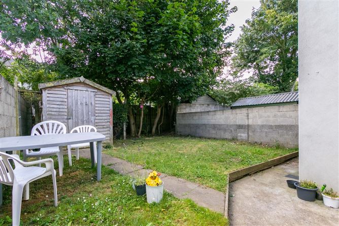 70 Meadowview Grove, Lucan, Co. Dublin