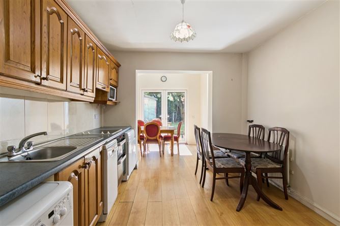 70 Meadowview Grove, Lucan, Co. Dublin