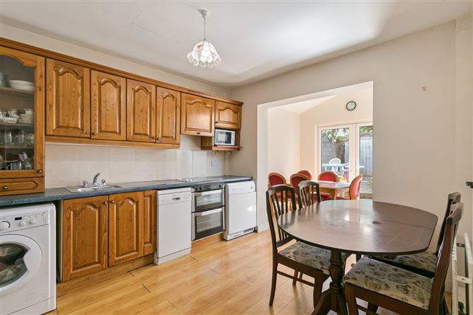 70 Meadowview Grove, Lucan, Co. Dublin