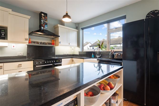 8 Grange Park Crescent, Raheny, Dublin 5