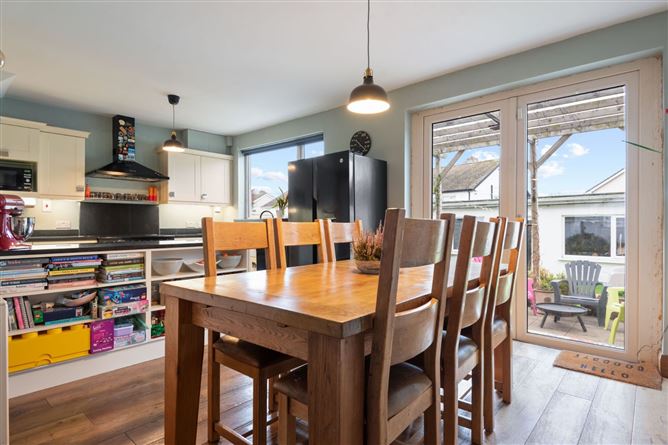 8 Grange Park Crescent, Raheny, Dublin 5