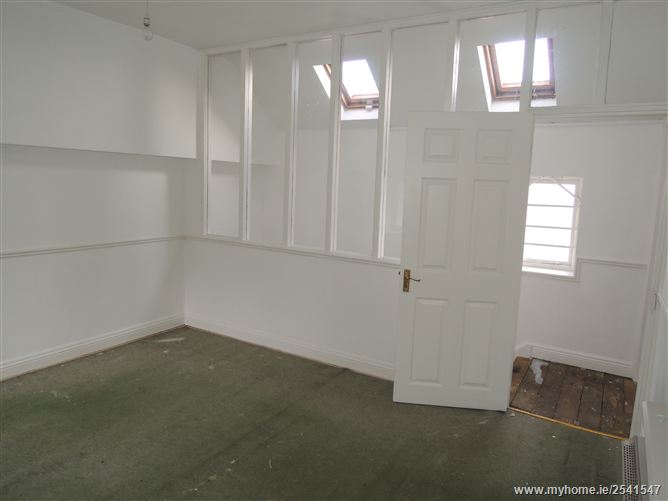 4, Main Street, Tallaght Village, Tallaght,  Dublin 24