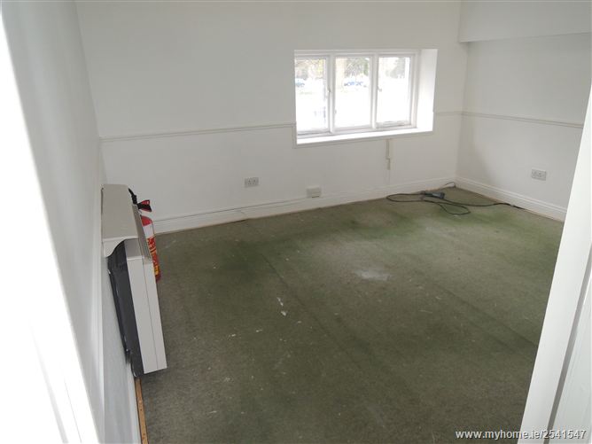 4, Main Street, Tallaght Village, Tallaght,  Dublin 24