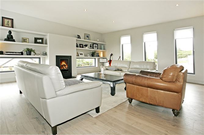 Siasa House, Castlequarter, Cratloe, Co. Clare