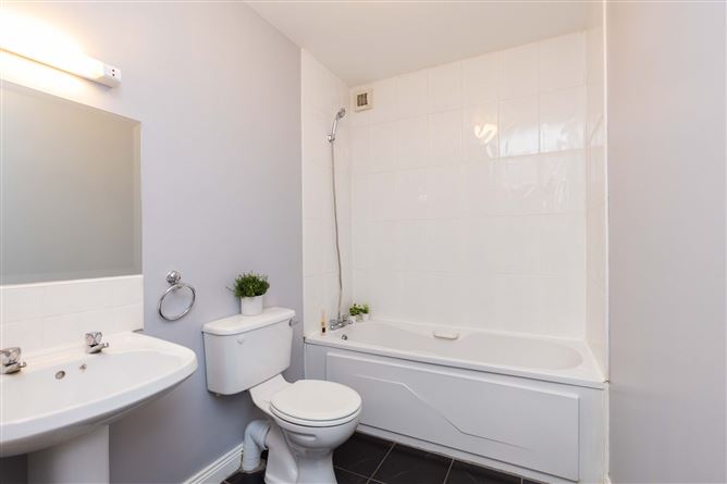 5 Chestnut Hall, Johnstown Village, Navan, Co. Meath
