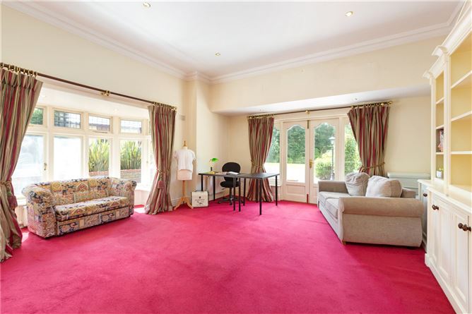Huntsman House, Jigginstown, Naas, Co. Kildare