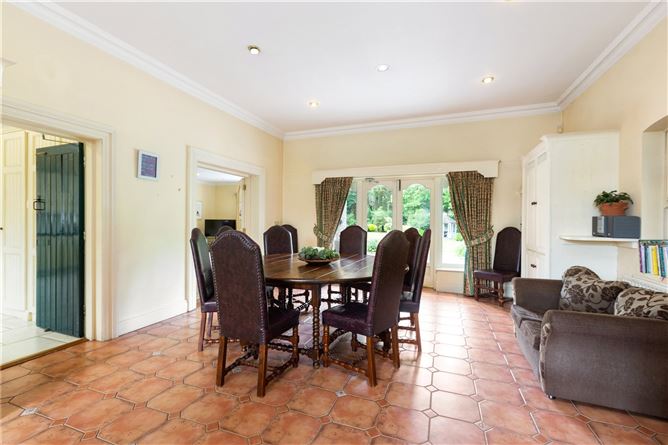Huntsman House, Jigginstown, Naas, Co. Kildare