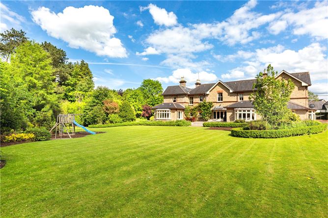 Huntsman House, Jigginstown, Naas, Co. Kildare