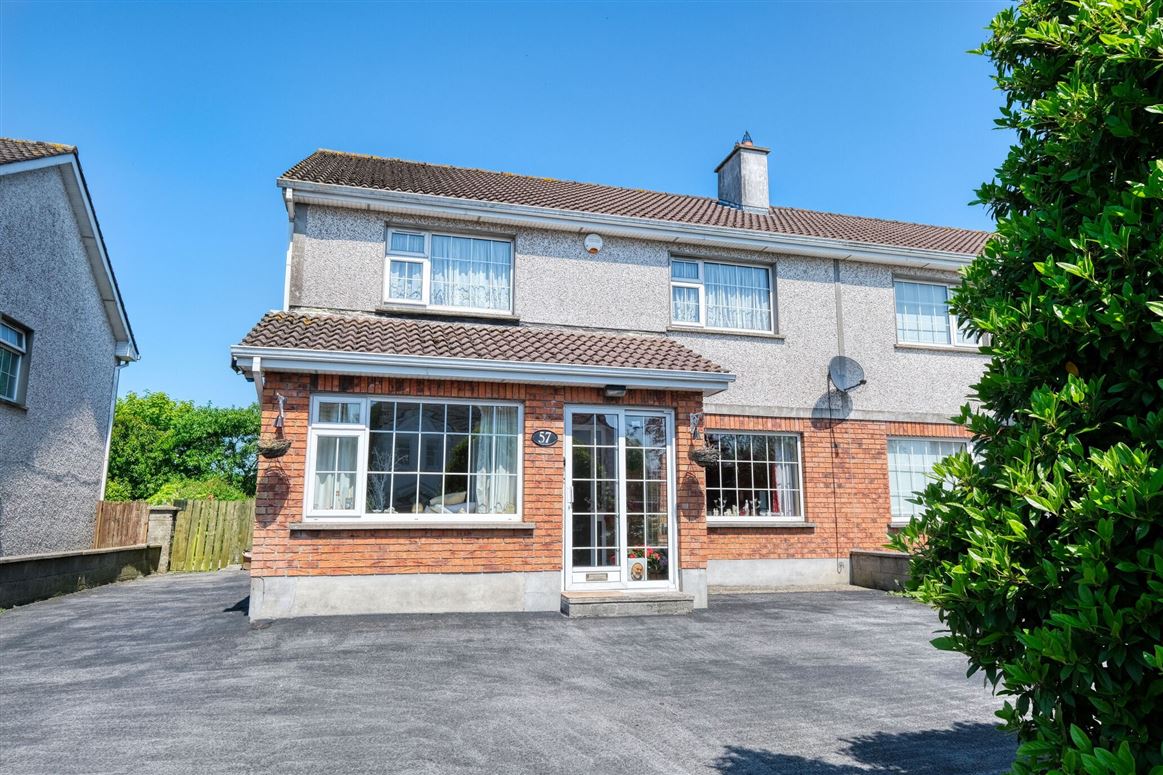57 Ardnacassa Avenue, Ballinalee Road, Longford