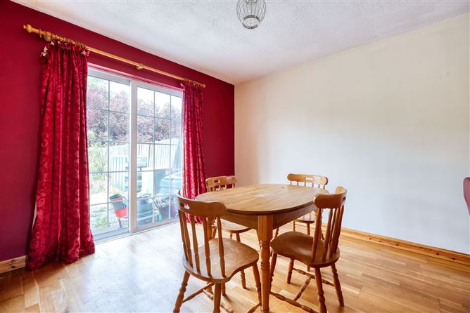 57 Ardnacassa Avenue, Ballinalee Road, Longford
