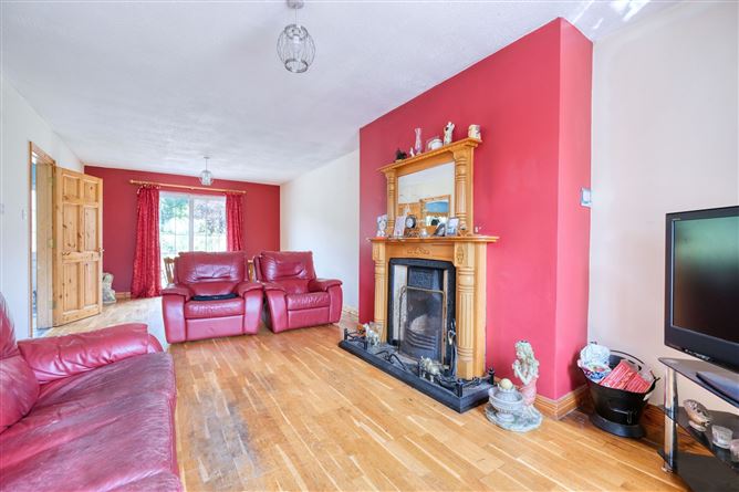 57 Ardnacassa Avenue, Ballinalee Road, Longford