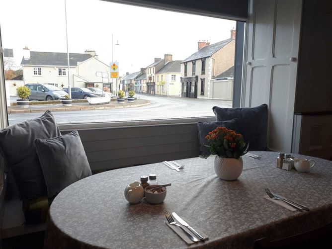 The Castle Antiques, Arts & Crafts, Clarecastle, County Clare