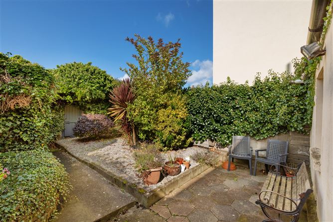 2 Fortview Avenue, Clontarf, Dublin 3