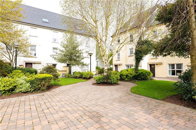 31 The Long Walk, Spanish Arch, Galway City