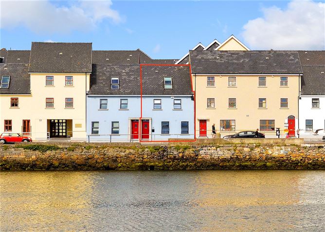 31 The Long Walk, Spanish Arch, Galway City