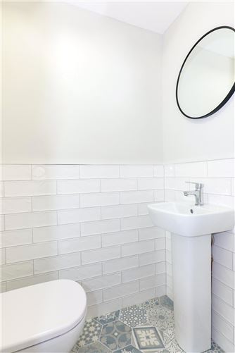 31 The Long Walk, Spanish Arch, Galway City