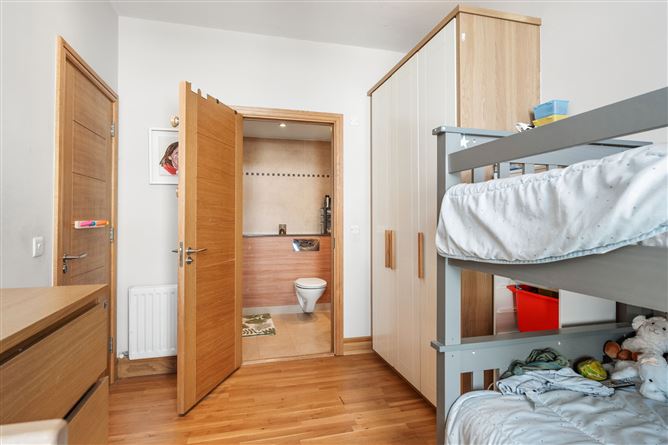 77 The Hibernia Building, Heuston South Quarter, Kilmainham,   Dublin 8