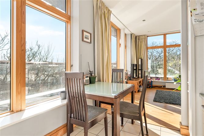 77 The Hibernia Building, Heuston South Quarter, Kilmainham,   Dublin 8