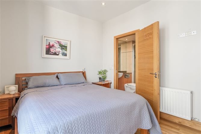 77 The Hibernia Building, Heuston South Quarter, Kilmainham,   Dublin 8