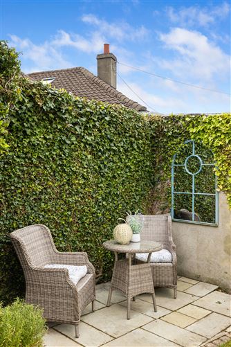 42 Springfield Park, Foxrock, Dublin 18