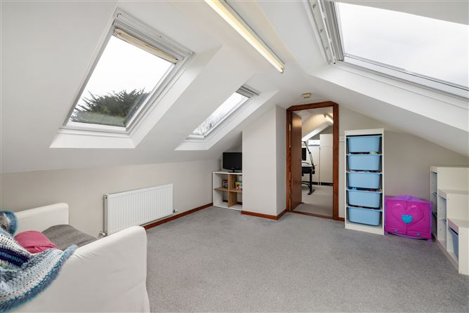 42 Springfield Park, Foxrock, Dublin 18