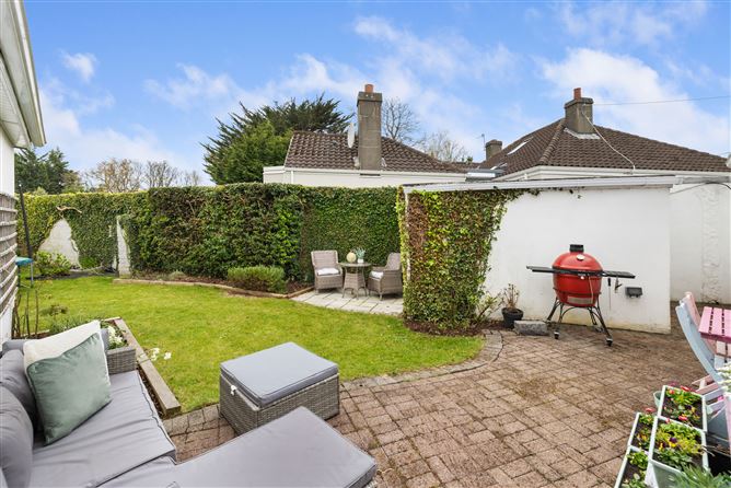 42 Springfield Park, Foxrock, Dublin 18