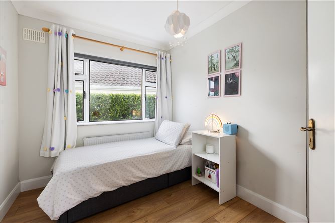 42 Springfield Park, Foxrock, Dublin 18