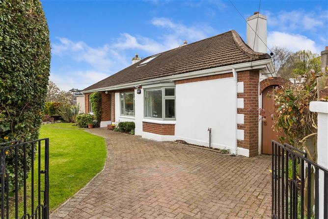 42 Springfield Park, Foxrock, Dublin 18