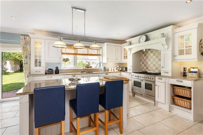 https://photos-a.propertyimages.ie/media/7/4/5/5009547/71cd7eb7-e8cb-485d-8fcb-ee2829f58c0d_l.jpg