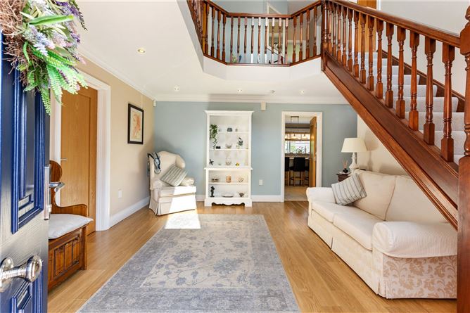 https://photos-a.propertyimages.ie/media/7/4/5/5009547/71cd7eb7-e8cb-485d-8fcb-ee2829f58c0d_l.jpg