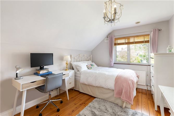 https://photos-a.propertyimages.ie/media/7/4/5/5009547/71cd7eb7-e8cb-485d-8fcb-ee2829f58c0d_l.jpg