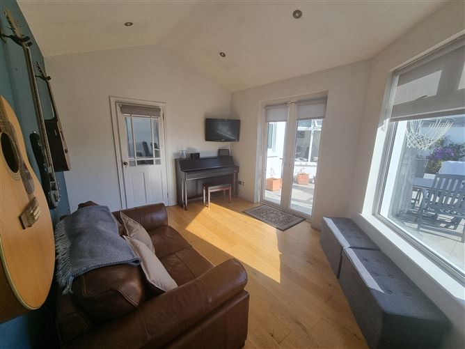 Photo 11 of 28 — 20 Falcarragh Road, Whitehall, Dublin 9