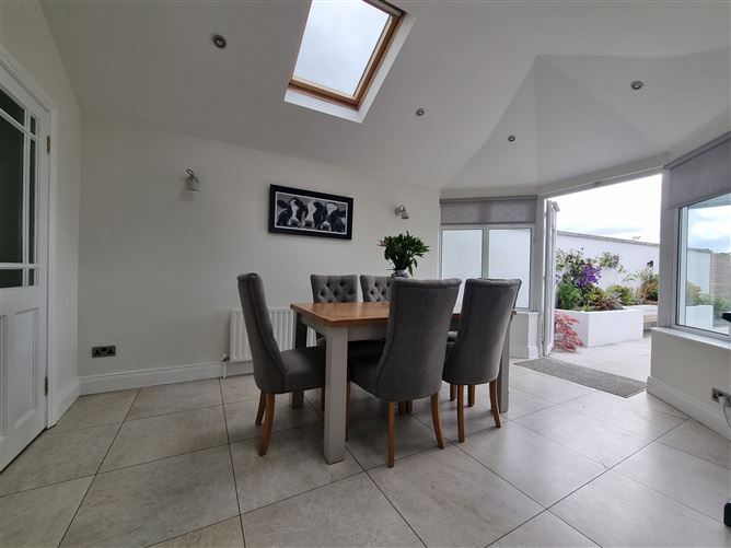 Photo 7 of 28 — 20 Falcarragh Road, Whitehall, Dublin 9