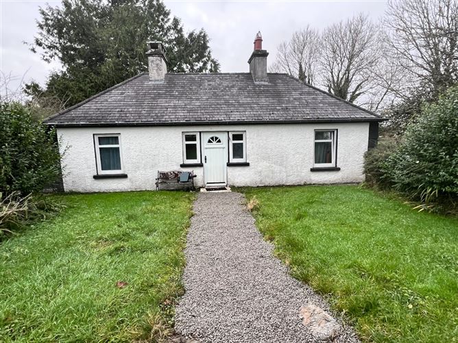 Main image for Grange Cottage, Hill Street, Carrick On Shannon, Co. Roscommon
