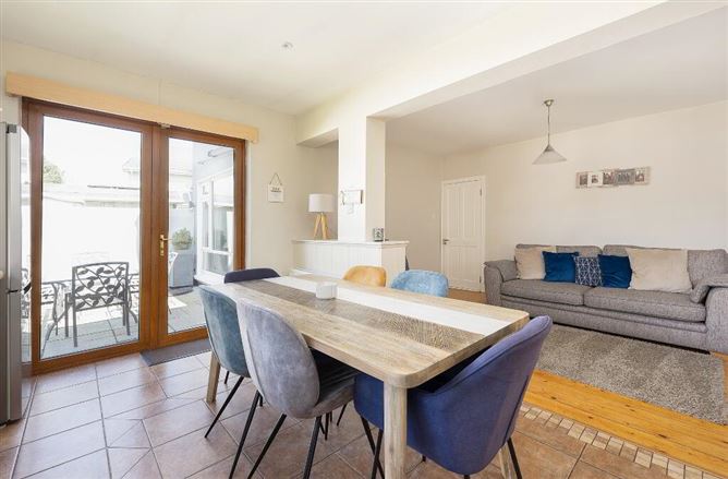 3 Ardeevin Court, Lucan, Dublin