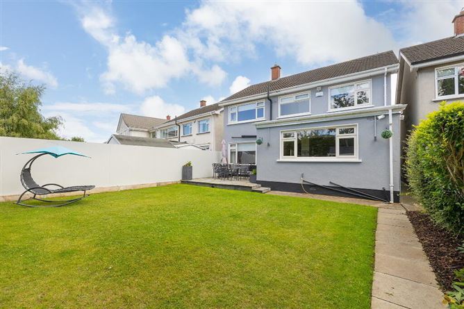 3 Ardeevin Court, Lucan, Dublin