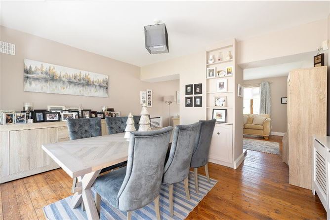 3 Ardeevin Court, Lucan, Dublin