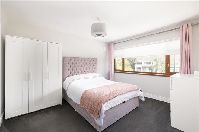3 Ardeevin Court, Lucan, Dublin