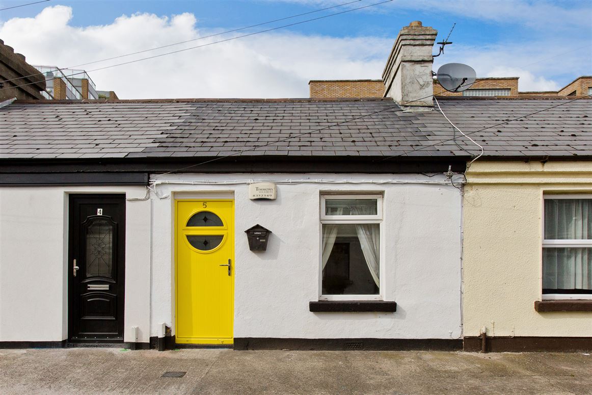 5 Maxwell Street, Dublin 8