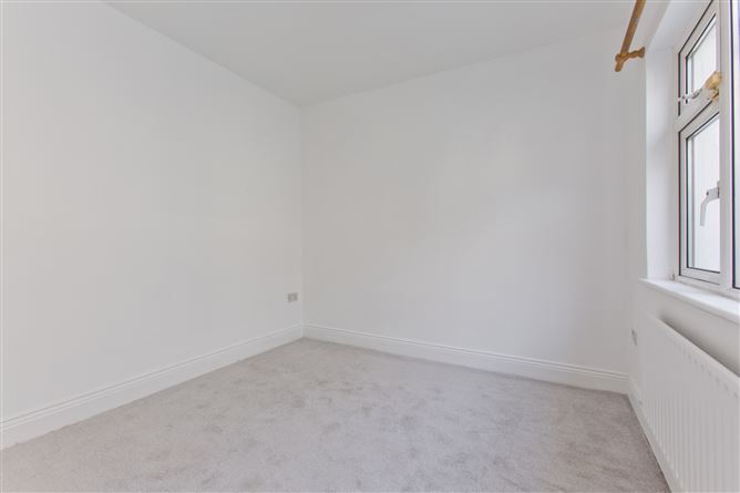5 Maxwell Street, Dublin 8