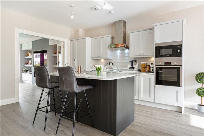 4 Hollywoodrath Close, Hollystown, Dublin 15