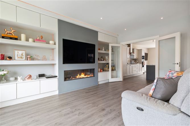 4 Hollywoodrath Close, Hollystown, Dublin 15