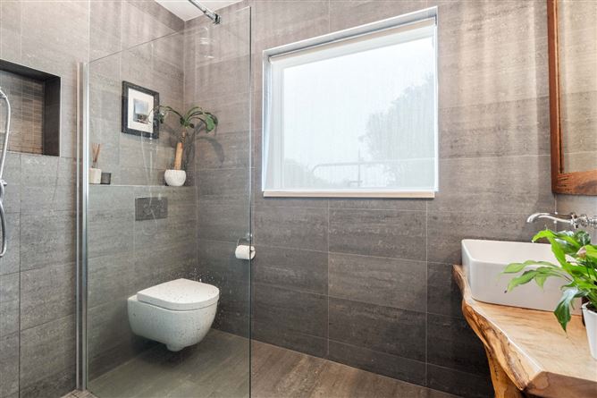 35 Avondale Road, Killiney, Co. Dublin