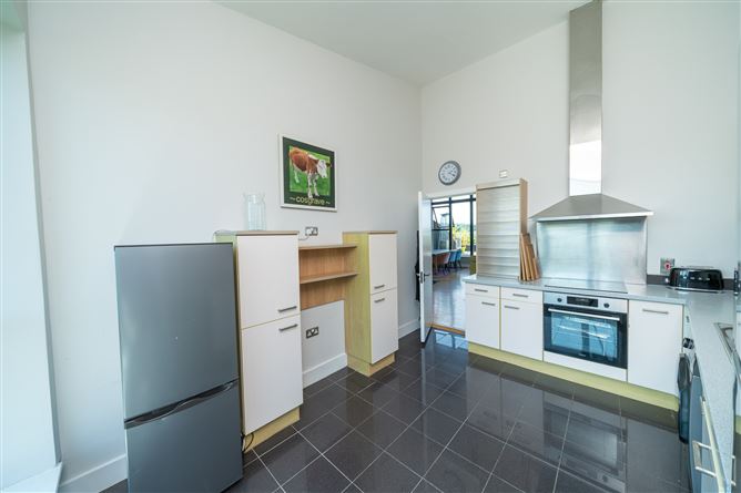 82 The Ramparts, Cabinteely, Dublin 18