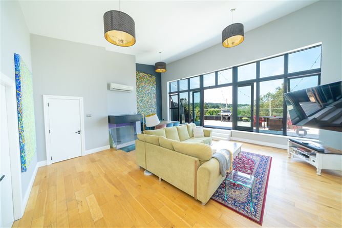 82 The Ramparts, Cabinteely, Dublin 18